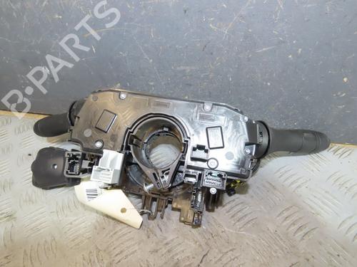 Used Steering column stalk Steering column stalk DACIA DUSTER (HM_) 1.5 dCi 115 4x4 (HMAD) (116 hp) 33444836 33444836
