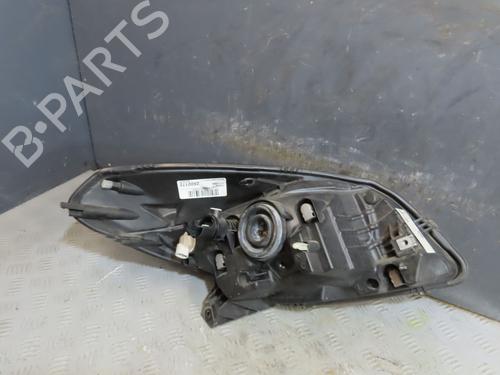 Used Right headlight Right headlight DACIA SANDERO 1.2 16V (75 hp) 40026258 40026258