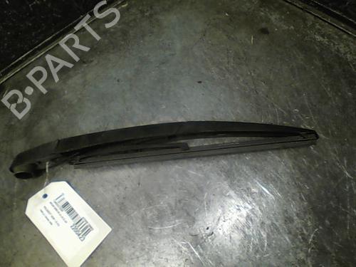 Used Rear windshield wiper arm PEUGEOT 5008 (0U_, 0E_) 1.6 HDi (110 hp) 14873828