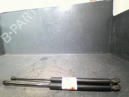 Used Tailgate lift support RENAULT KADJAR (HA_, HL_) 1.5 dCi 110 (HLA3) (110 hp) 15047219