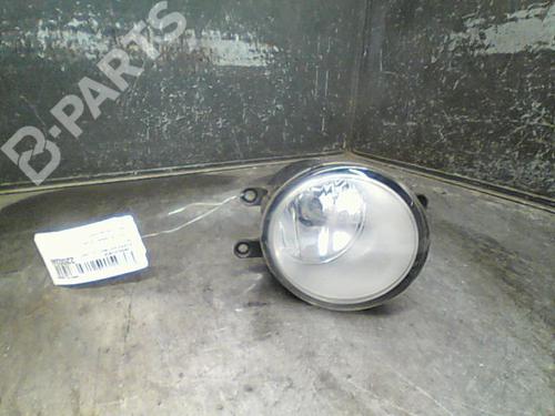 Used Right front fog light TOYOTA YARIS (_P9_) 1.4 D-4D (NLP90_, NLP90R) (90 hp) 10767780