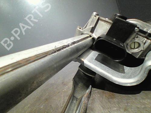 Used Front wiper motor BMW 1 (E87) 118 d (122 hp) 10769350