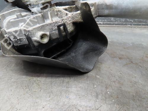 Used Front wiper motor FIAT PANDA (169_) 1.3 D Multijet (169.AXC1A) (70 hp) 17051469
