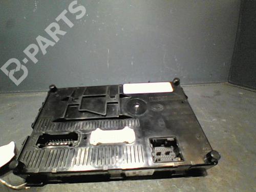 Used Fuse box Fuse box RENAULT CLIO II (BB_, CB_) 1.5 dCi (B/CB07) (65 hp) 10759200 10759200