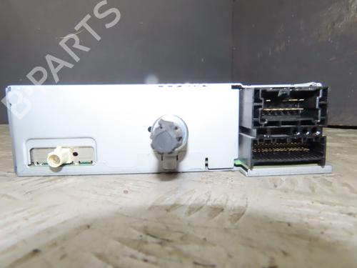 Used Radio Radio 39013319 39013319