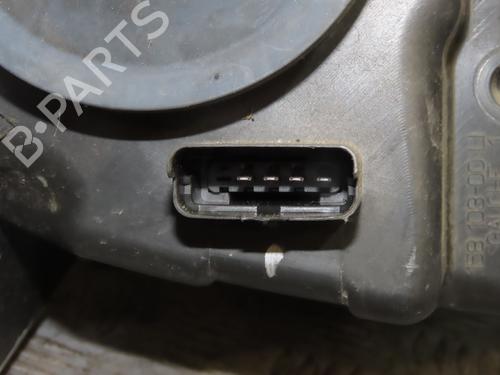 Used Left headlight RENAULT SCÉNIC II (JM0/1_) 1.9 dCi (JM0G, JM12, JM1G, JM2C) (120 hp) 25778119