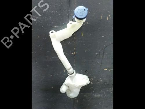 Used Windscreen washer tank PEUGEOT 208 I (CA_, CC_) 1.2 VTI 82 (82 hp) 15492205
