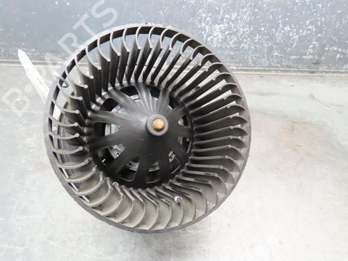 Used Heater blower motor PEUGEOT 206+ (2L_, 2M_) 1.4 i (73 hp) 17452662