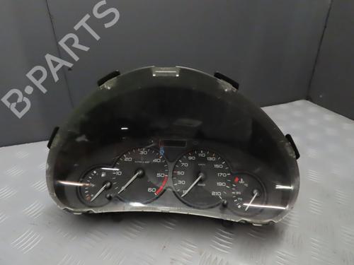 Used Instrument cluster PEUGEOT EXPERT (224_) [1995-2006]  18124093