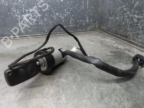 Used Ignition barrel Ignition barrel ALFA ROMEO 166 (936_) 2.4 JTD (936AXA00, 936A3B00) (150 hp) 16930817 16930817