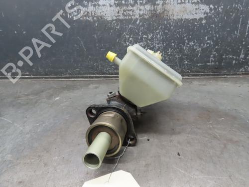 Used Brake master cylinder VW TRANSPORTER T4 Bus (70B, 70C, 7DB, 7DK, 70J, 70K, 7DC, 7DJ) 2.4 D (78 hp) 17469150