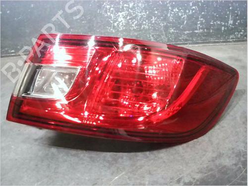 Used Right taillight RENAULT CLIO IV (BH_) 1.5 dCi 75 (75 hp) 15648062