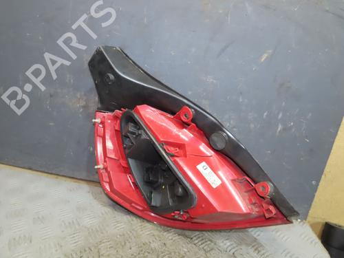 Used Right taillight Right taillight 37003454 37003454