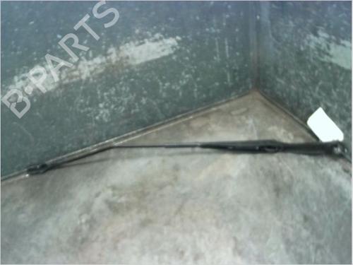 Used Front windshield wiper arm DACIA LODGY (JS_) 1.2 TCe (JSAY, JSM0) (115 hp) 14873876