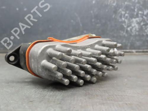 Used Heater resistor FORD FIESTA V (JH_, JD_) 1.25 16V (75 hp) 16707105