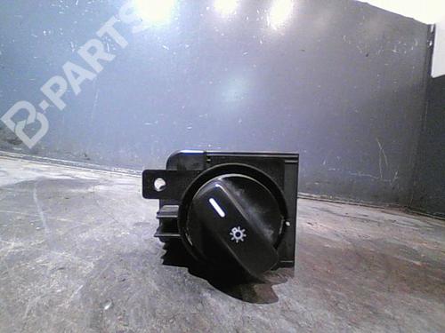 Used Headlight switch MERCEDES-BENZ B-CLASS Sports Tourer (W245) B 180 CDI (245.207) (109 hp) 11211333