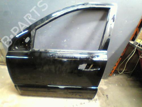 Used Left front door KIA SORENTO I (JC) 2.5 CRDi (170 hp) 10764983