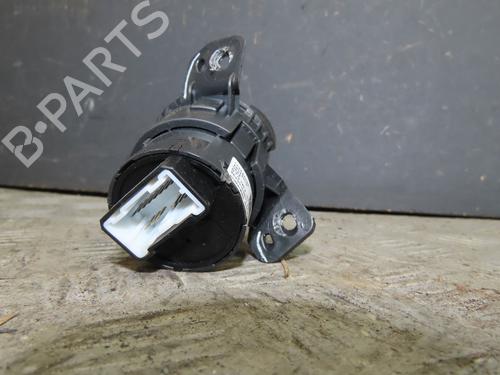 Used Switch HYUNDAI TUCSON (TL, TLE) 1.7 CRDi (116 hp) 31029944