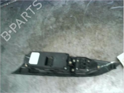 Left front window switch MAZDA 3 (BK) 1.6 DI Turbo | BP11738973I27
