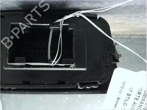 Left front window switch FIAT STILO (192_) 1.9 JTD (192_XE1A) | BP15047176I27 