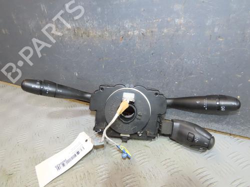 Mando intermitentes / limpia Mando intermitentes / limpia PEUGEOT 206+ (2L_, 2M_) 1.4 i (2LKFWA, 2MKFWA) (75 hp) 36246472 36246472