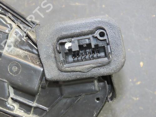 Højre bagtil lås Højre bagtil lås VW POLO V (6R1, 6C1) 1.2 (60 hp) 33860553 33860553