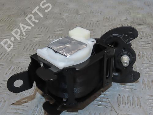 rear-center-seatbelt-citroen-c4-grand-picasso-ii-da_-de_-2013-26336269 main image