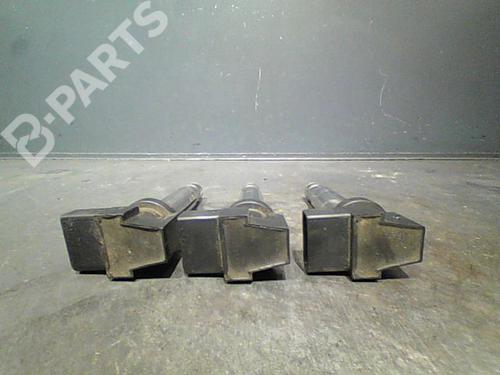 Used Ignition coil Ignition coil SEAT IBIZA IV (6J5, 6P1) 1.2 (70 hp) 10758467 10758467