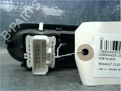 Used Left front window switch RENAULT CLIO III Grandtour (KR0/1_) 1.5 dCi (KR0F) (86 hp) 12262317