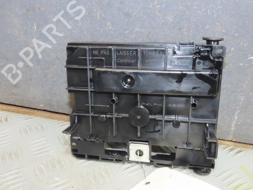 Used Fuse box Fuse box CITROËN C3 I (FC_, FN_) 1.4 HDi (68 hp) 39518977 39518977