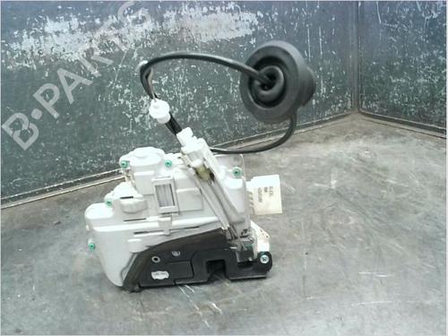 Used Front left lock AUDI A4 B7 (8EC) 2.0 TDI 16V (140 hp) 14979636