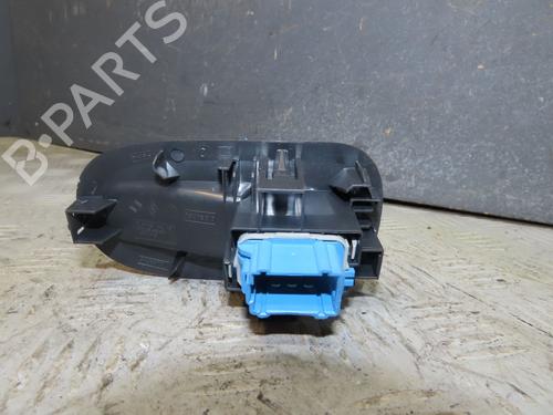 Used Switch Switch RENAULT MASTER III Van (FV) 2.3 dCi 130 FWD (FV0M, FV0Y, FV0J, FV02, FV03) (130 hp) 35330316 35330316