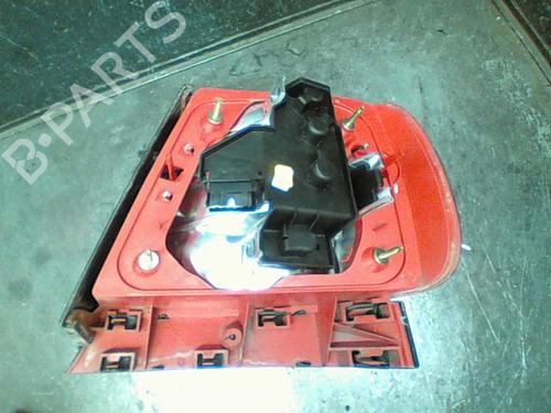 left-taillight-audi-a4-b5-8d2-16-8d0945095g-1994-1995-1996-1997-1998-1999-2000-2001-10769065 main image