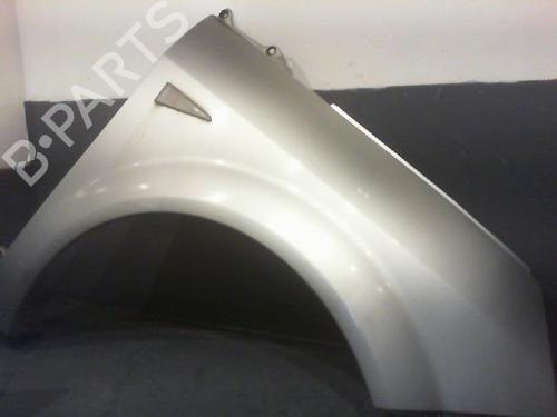 Used Right front fenders RENAULT SCÉNIC II (JM0/1_) 1.9 dCi (JM0G, JM12, JM1G, JM2C) (120 hp) 23114471