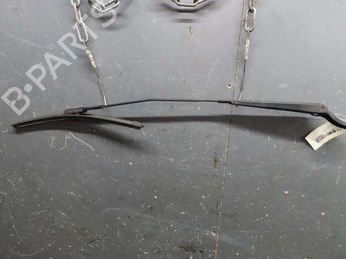 Used Front windshield wiper arm CITROËN C3 AIRCROSS II (2R_, 2C_) 1.5 BlueHDi 110 (110 hp) 17994597