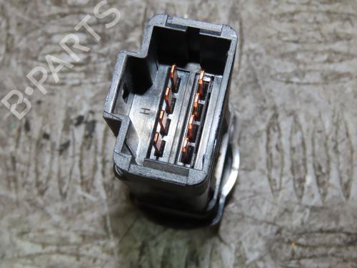 Used Warning switch DACIA SANDERO 1.2 16V (75 hp) 25829699