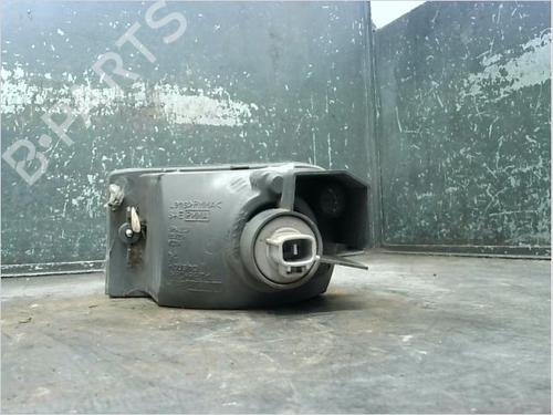 Used Right front indicator TOYOTA RAV 4 II (_A2_) 2.0 D 4WD (CLA20_, CLA21_, CLA20R, CLA21R) (116 hp) 11516945