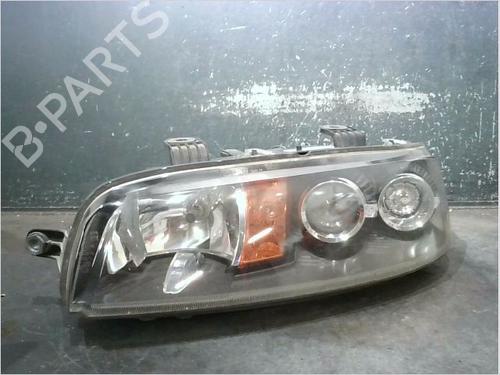 Used Left headlight FIAT PUNTO (188_) 1.2 60 (188.030, .050, .130, .150, .230, .250) (60 hp) 15237534