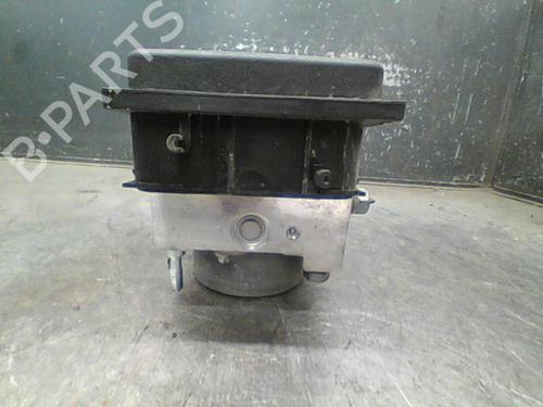 Used ABS pump RENAULT CLIO III (BR0/1, CR0/1) 1.5 dCi (BR17, CR17) (86 hp) 10760992