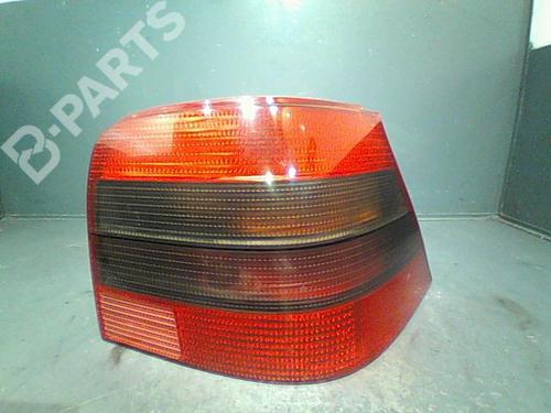 Used Right taillight VW GOLF IV (1J1) 1.9 TDI (115 hp) 10768537