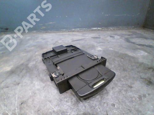 Used Card reader RENAULT MEGANE III Hatchback (BZ0/1_, B3_) 1.5 dCi (106 hp) 11210712