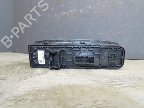 Used Left front window switch RENAULT MEGANE IV Grandtour (K9A/M/N_) 1.5 dCi 110 (110 hp) 31935030