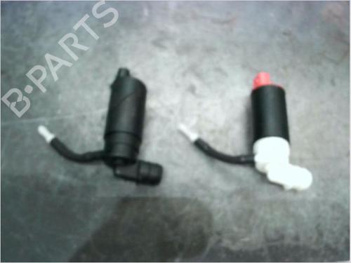 Used Washer pump Washer pump TOYOTA COROLLA (_E12_) 1.6 VVT-i (ZZE121_, ZZE121R) (110 hp) 15273915 15273915