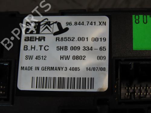 Used Climate control PEUGEOT 407 (6D_) 2.0 HDi 135 (6DRHRH, 6DRHRE, 6DRHRG, 6DRHRJ) (136 hp) 23113757