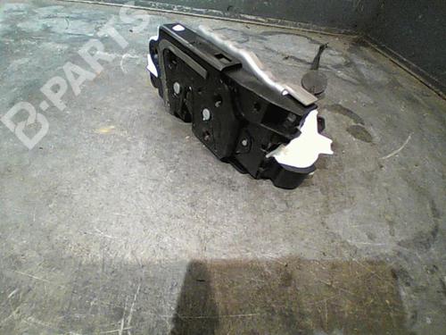 Used Rear right lock VW TIGUAN (5N_) 2.0 TDI 4motion (177 hp) 11213237