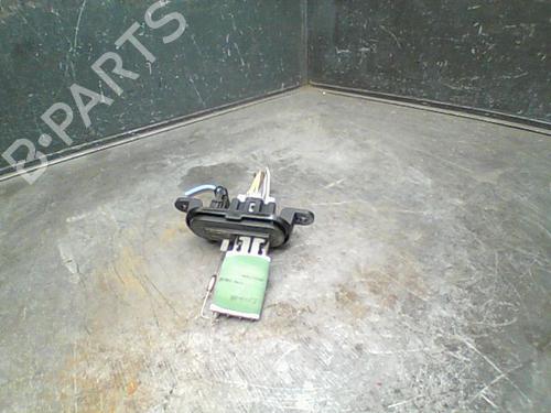 Used Heater resistor RENAULT MASTER III Van (FV) 2.3 dCi 100 FWD (FV0A, FV0B, FV0G, FV0K, FV0H) (101 hp) 11676924