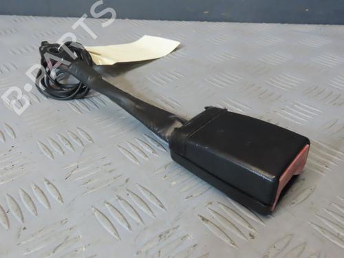 Used Seat buckle FORD FIESTA VI (CB1, CCN) 1.4 TDCi (68 hp) 21073866
