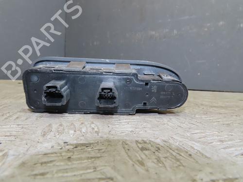 Used Left front window switch CITROËN C5 II (RC_) 1.6 HDi (RC8HZB) (109 hp) 27887369