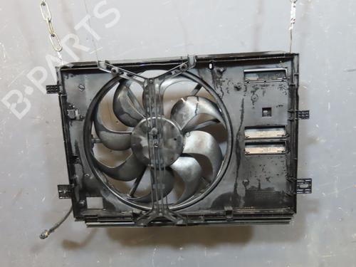 Used Radiator fan PEUGEOT 3008 II SUV (MC_, MR_, MJ_, M4_) 1.5 BlueHDi 130 (131 hp) 28685191