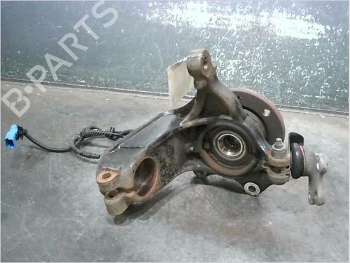 Used Left front steering knuckle CITROËN C3 III (SX) 1.2 PureTech 82 (83 hp) 15237412